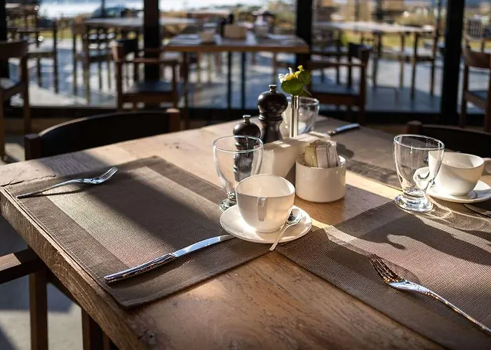 The S By Ascend Collection Σμύρνη