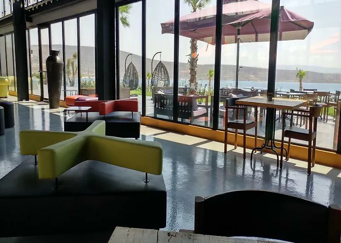 The S By Ascend Collection Σμύρνη