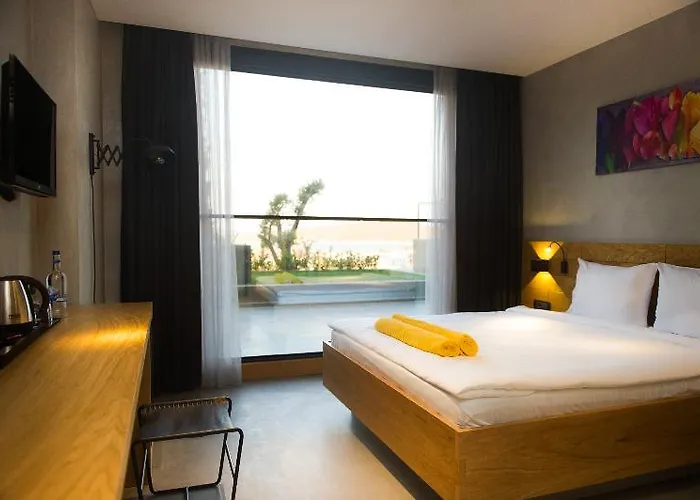 The S By Ascend Collection Hotel Izmir