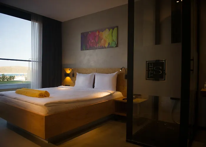 The S By Ascend Collection Hotel Izmir