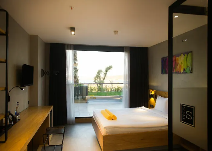 The S By Ascend Collection Hotel 4*